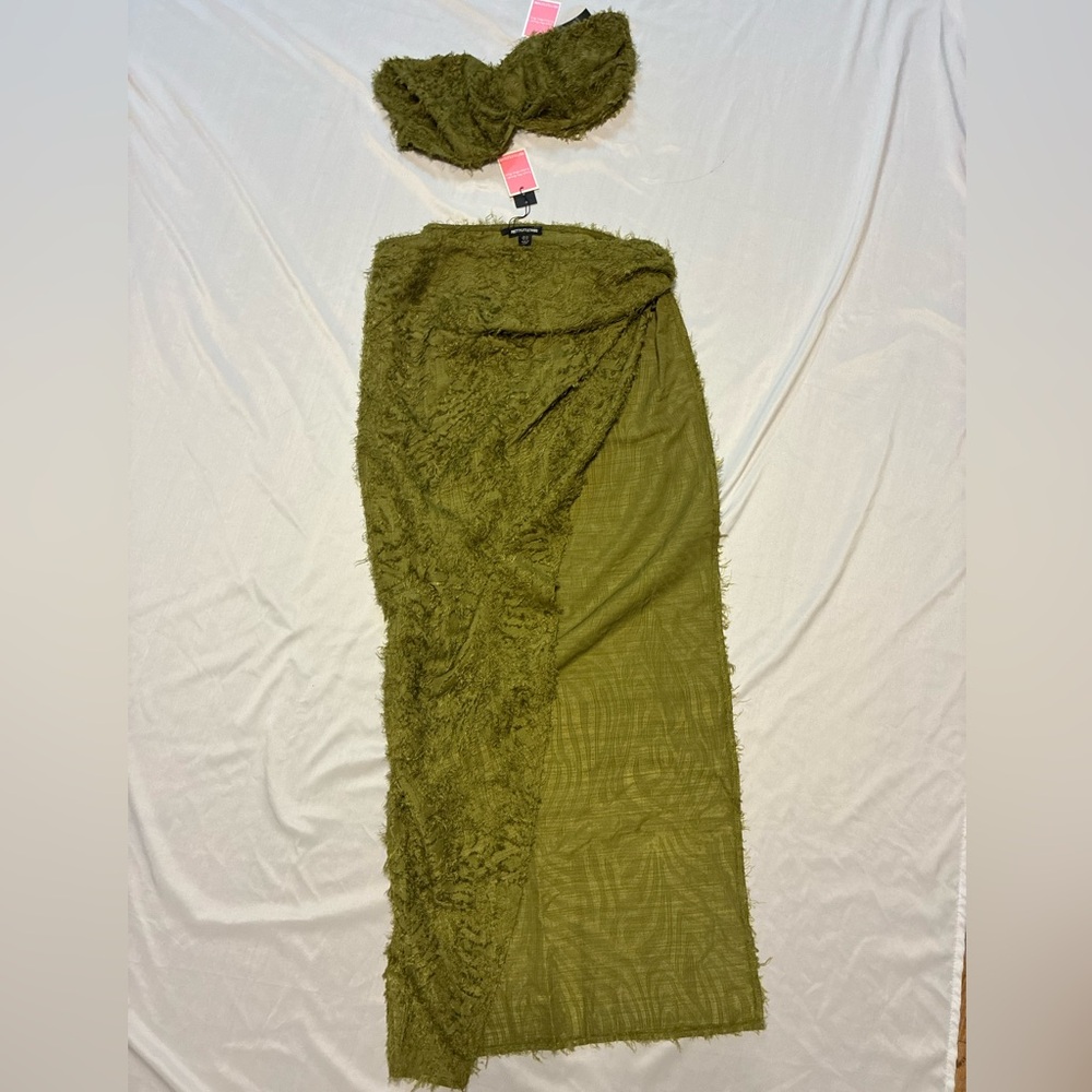 NWT PrettyLittleThing 2 Piece Set Green Strapless Top & Maxi Skirt SZ 10